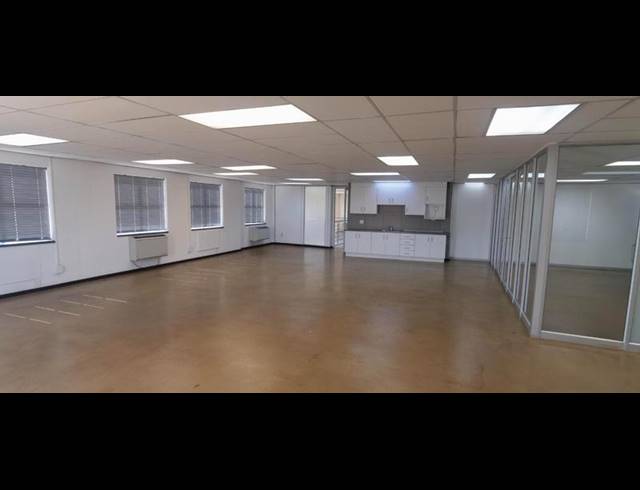 BUSINESS PROPERTY TO RENT IN MENLYN